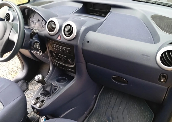 Peugeot 1007 cena 7800 przebieg: 170000, rok produkcji 2005 z Miechów małe 92